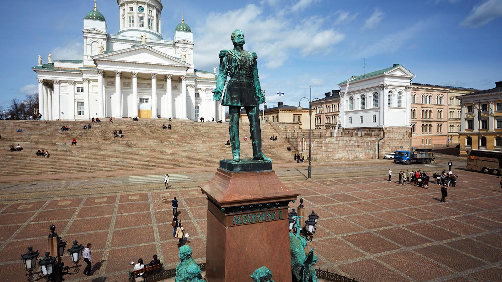 Aleksanteri II:n patsas