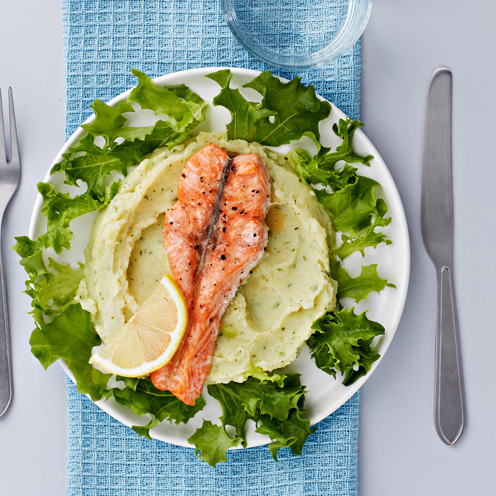 Kirjolohiperhoset ja pinaatti-perunamuusi