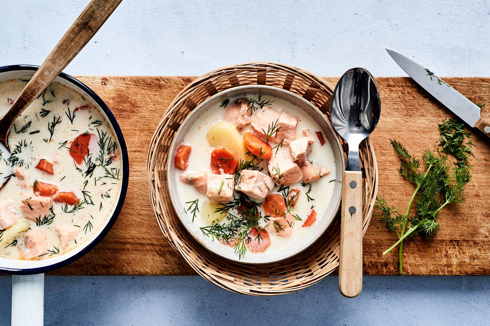 Juustoinen lohikeitto