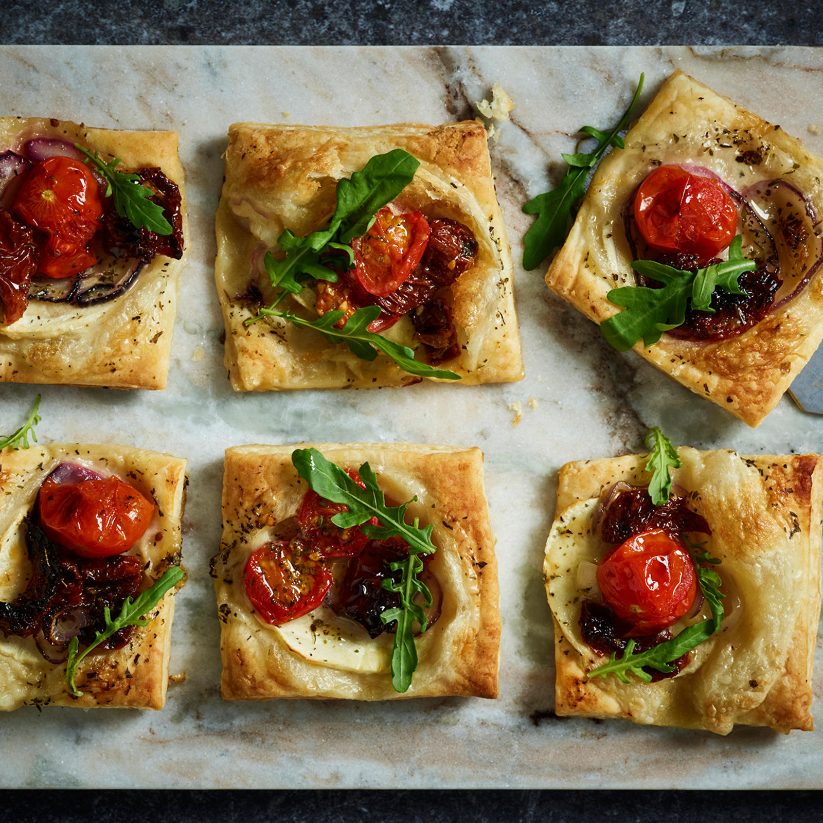 Helpot kasvispiirakat