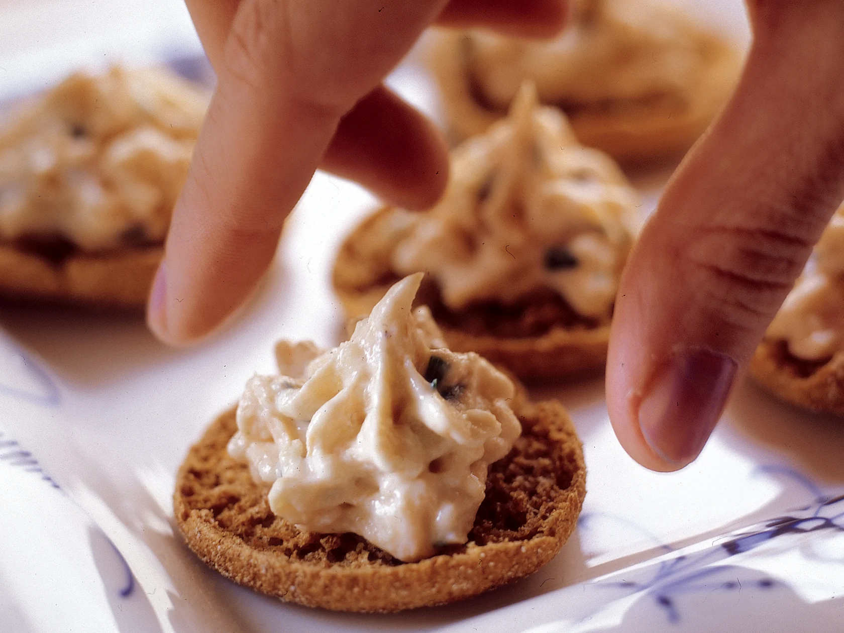 Kalaiset varrasnapit