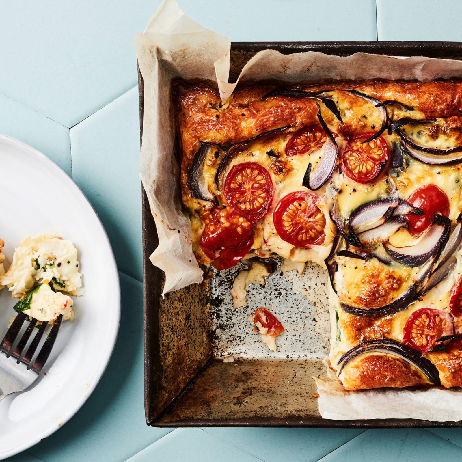 Halloumi-pinaattiuunimunakas