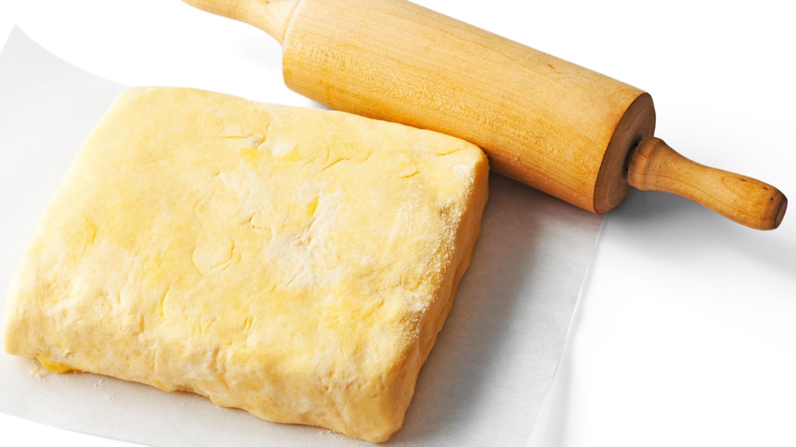 Rahkavoitaikina piirakoihin, pasteijoihin ja joulutorttuihin