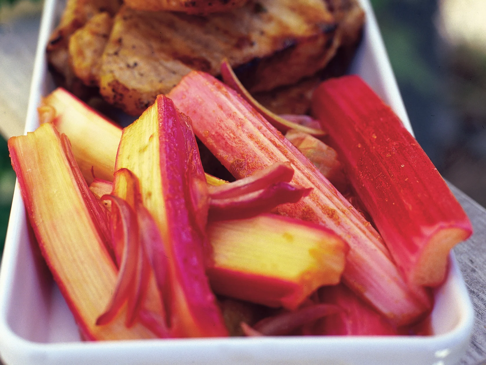 Grillatut raparperinyytit