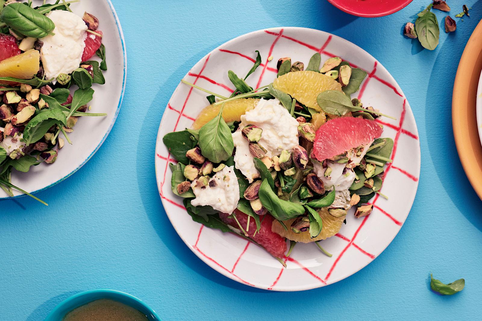 Ihana brunssisalaatti