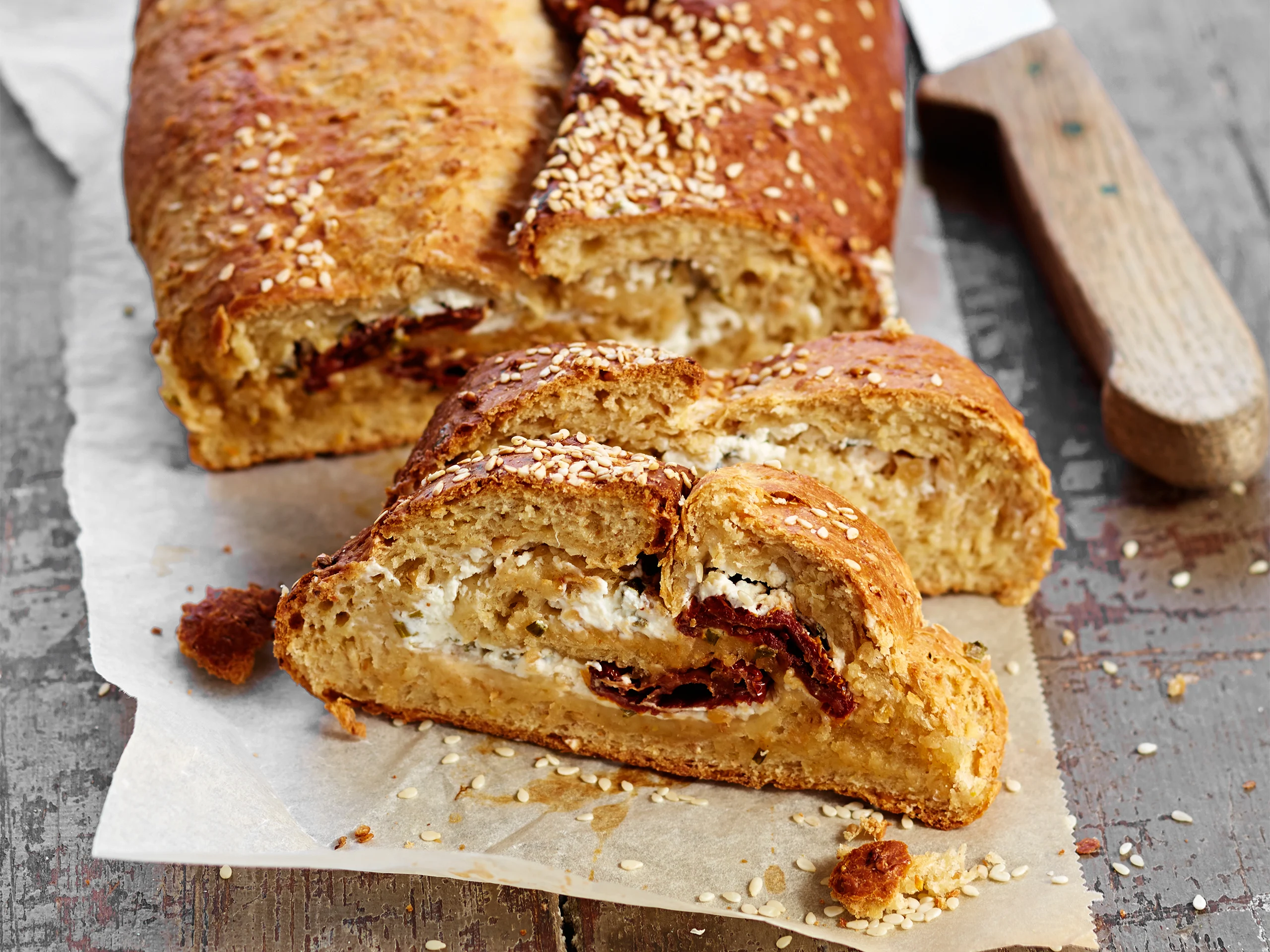 Vuohenjuusto-tomaattileipä