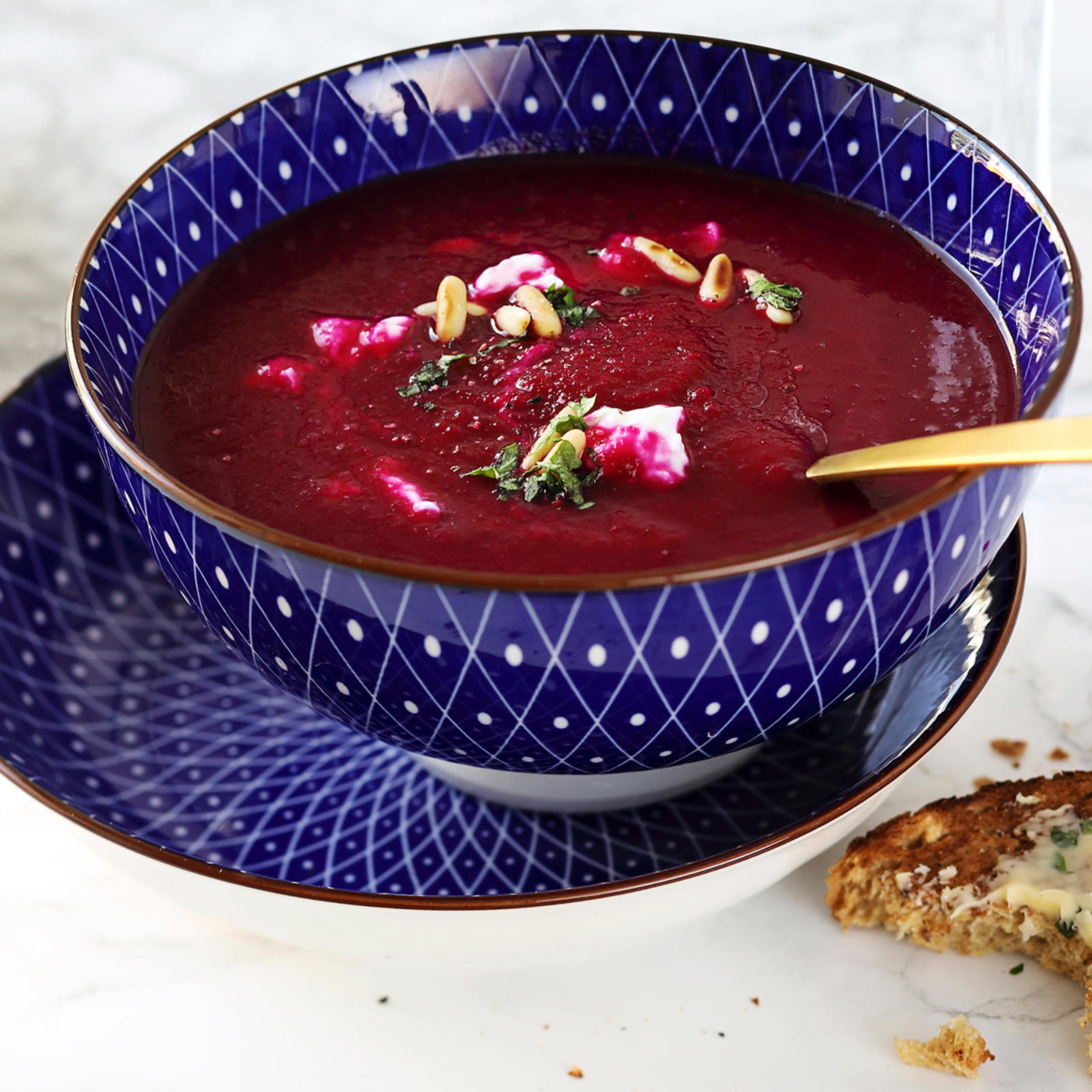 Maukas punajuurikeitto