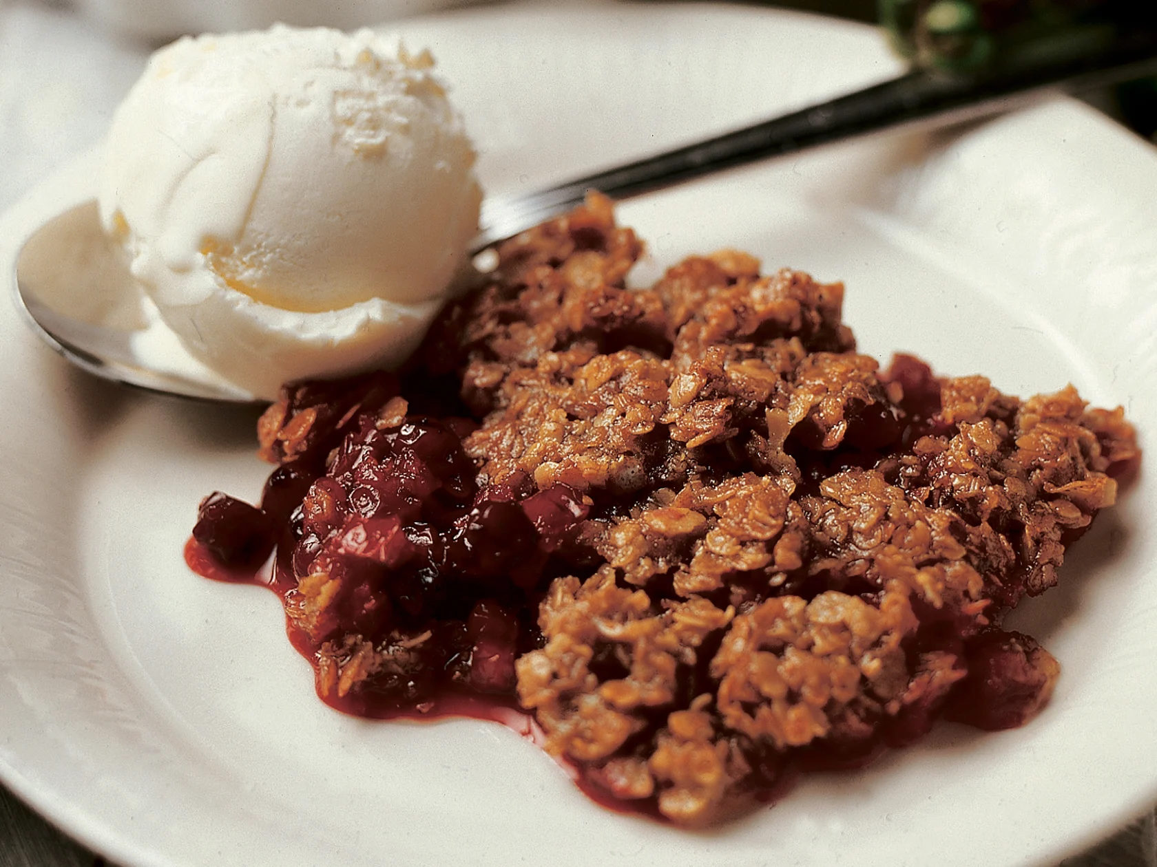 Helppo karpalo-puolukkapaistos