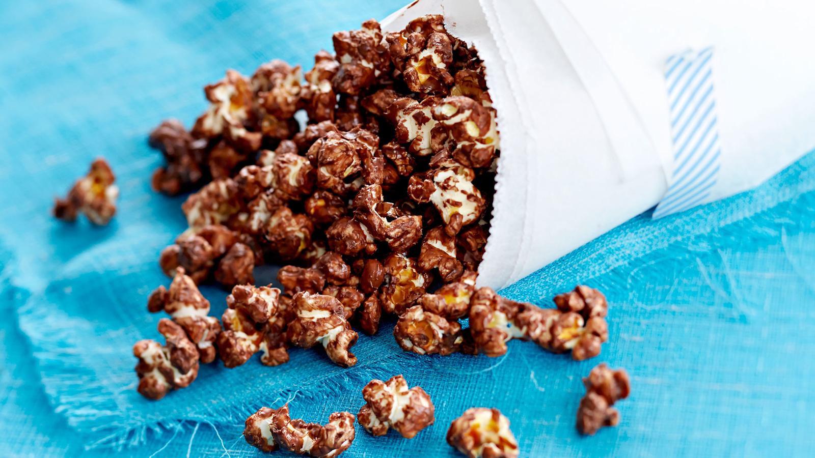 Pähkinä-suklaapopcornit