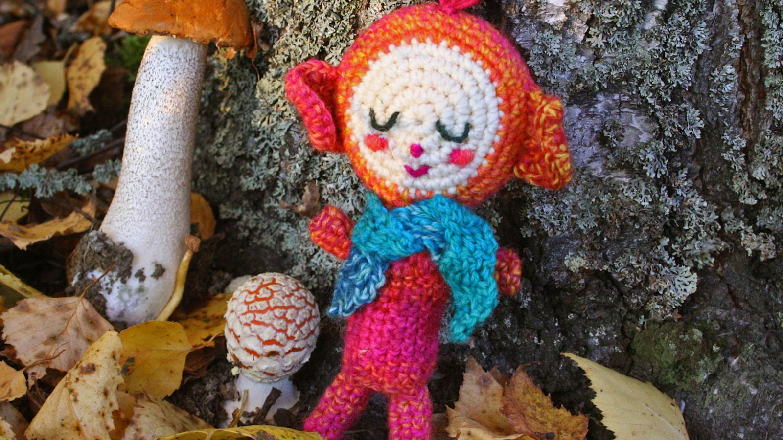 Virkattu amigurumi-nukke