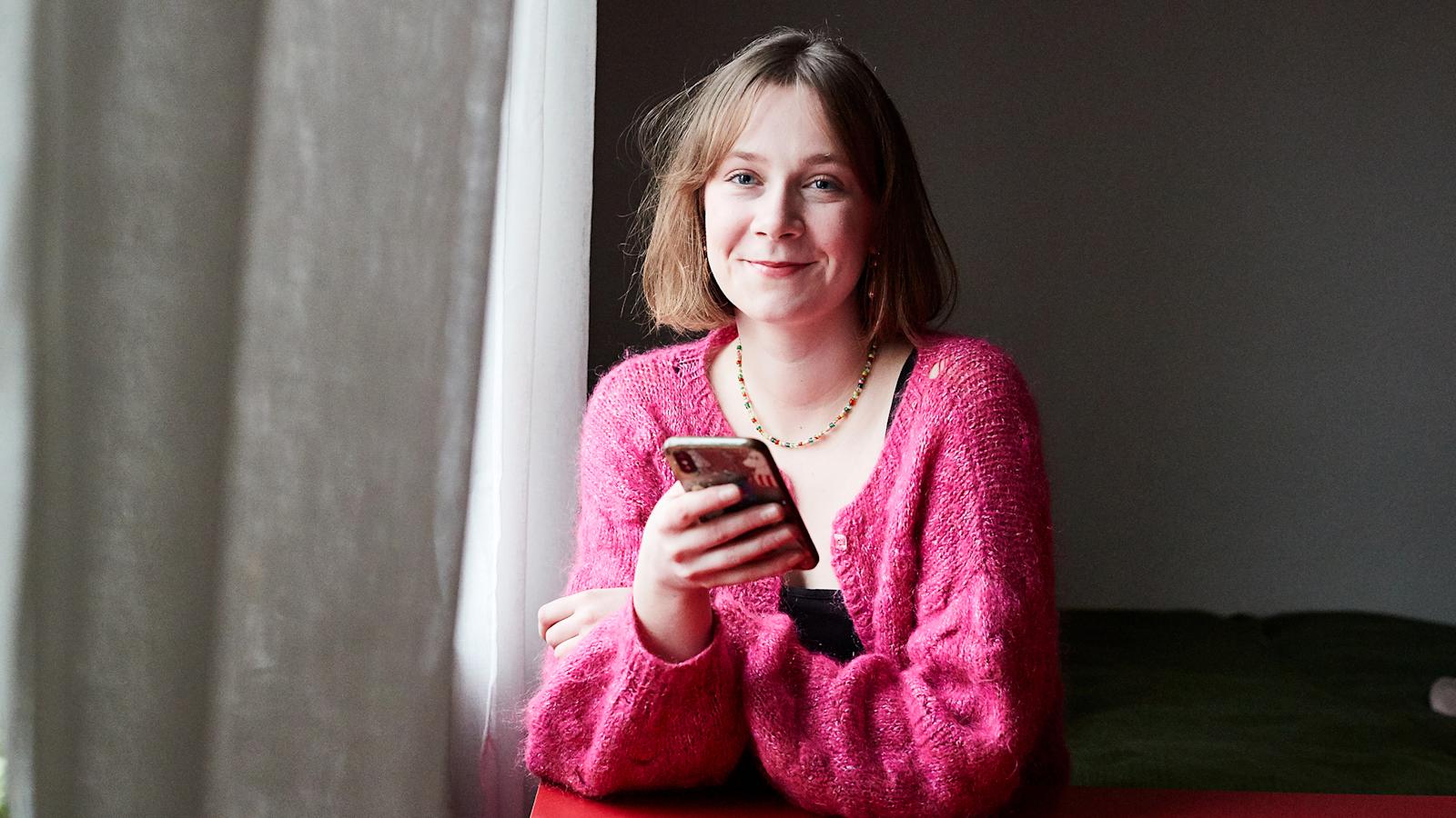 ”Oli mielenkiintoista tutkia tarkemmin omia ostoksia. Sovelluksesta löytyi ravintolaskurin lisäksi muitakin kiinnostavia juttuja – itselleni mieluisimpana oli ruoan kotimaisuuden näkeminen prosentteina”, sanoo helsinkiläinen Maana Arkko.