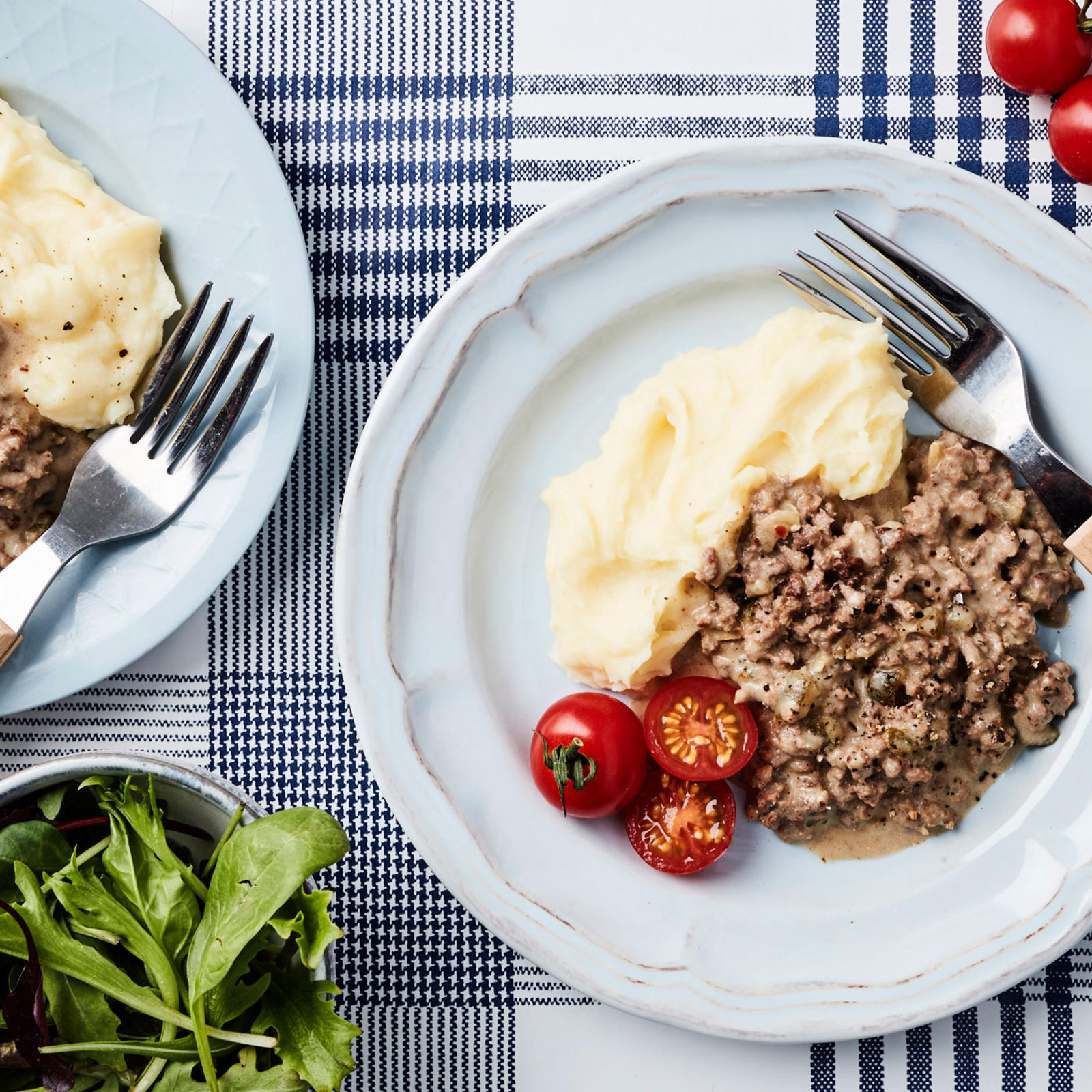 Kolmen aineksen jauhelihakastike