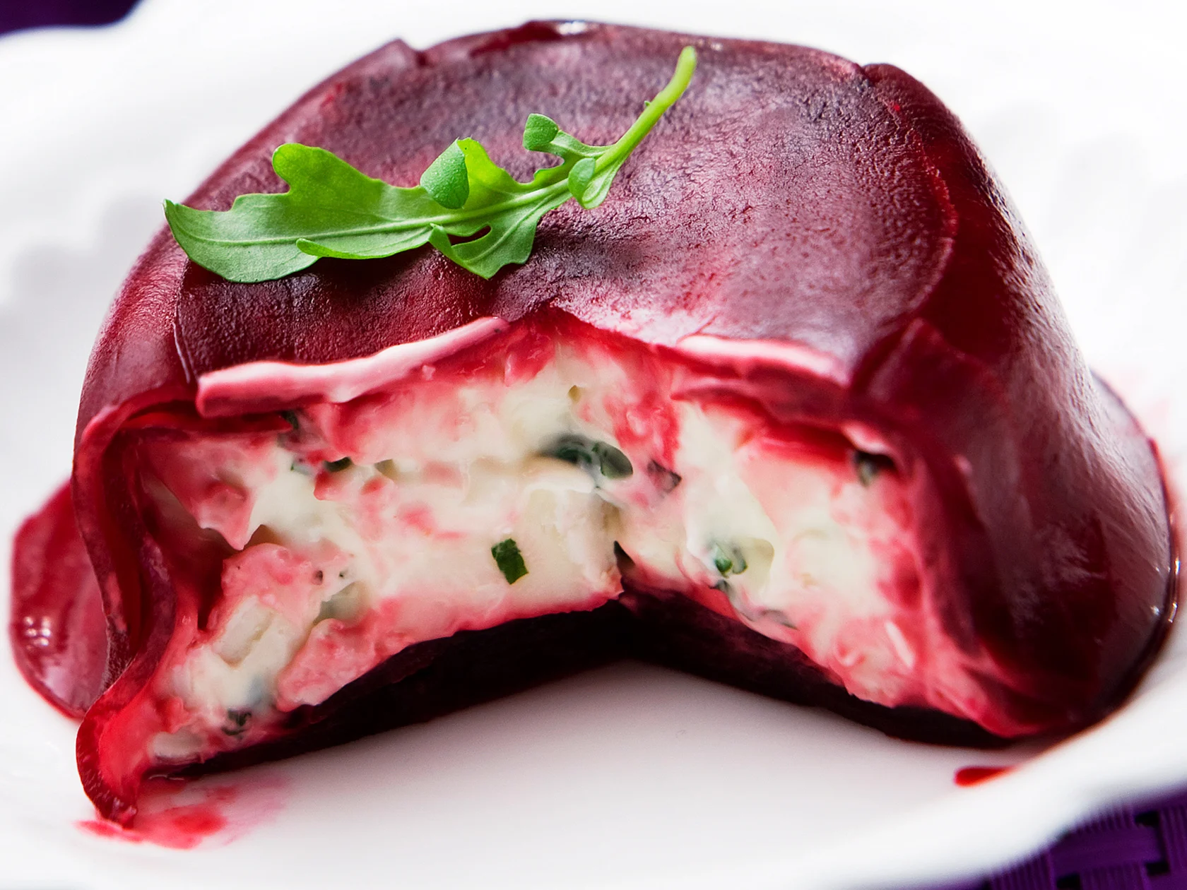 Punajuuri-vuohenjuustokupit