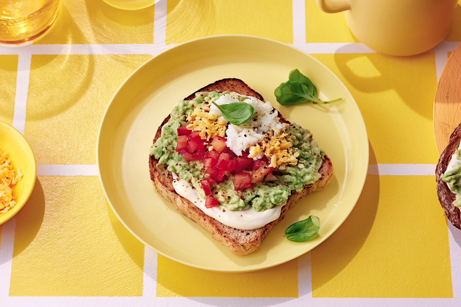 Kananmuna-avokadoleivät