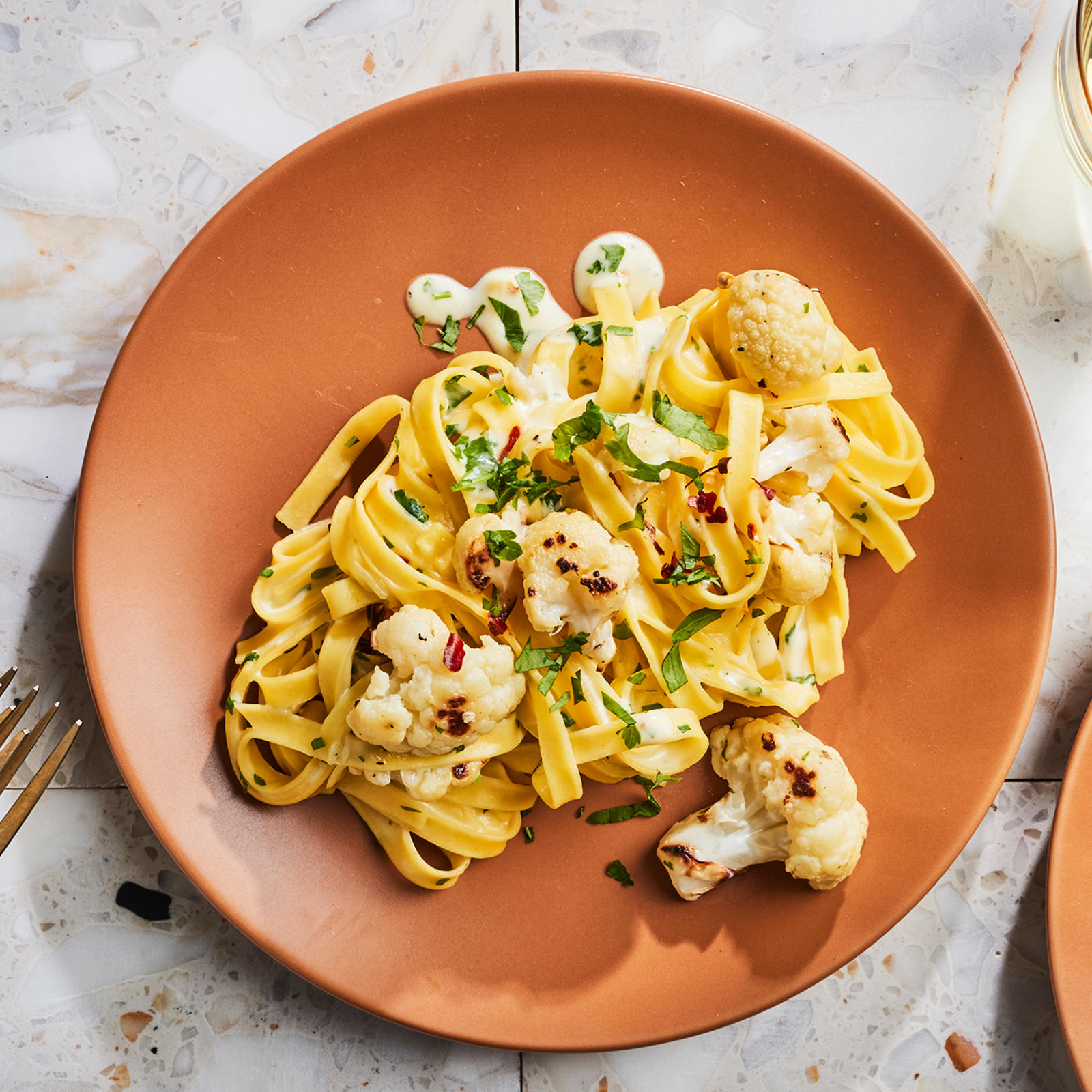 Paahdettu kukkakaalipasta