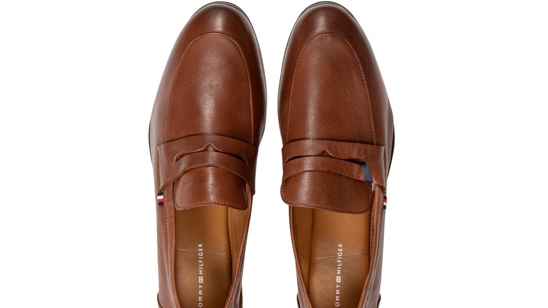 Nahkakengät. Tommy Hilfiger, malli Casual Light Flexible.