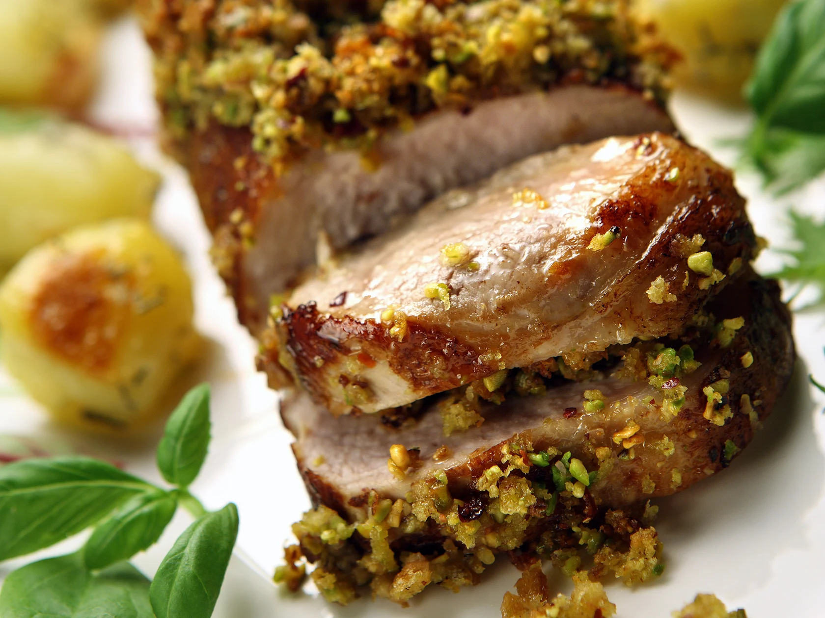 Pistaasikuorrutettu porsaanfilee