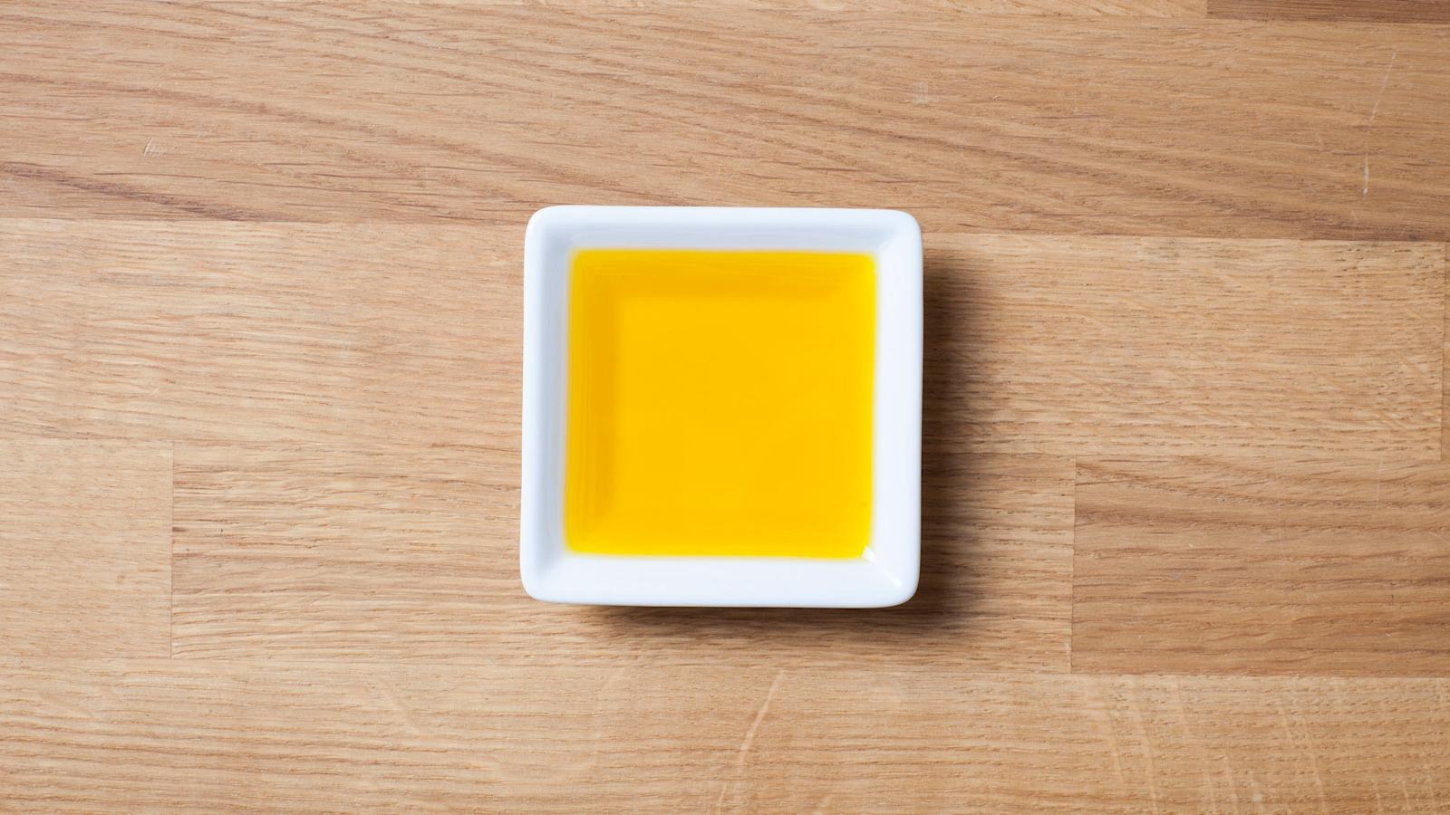 Pellavansiemenöljy sisältää runsaasti omega-3-rasvahappoja