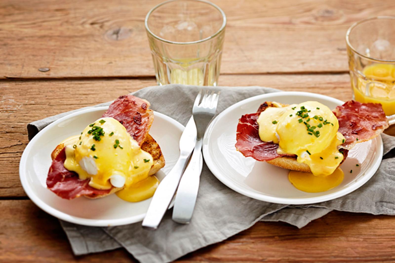 Eggs Benedict ohje