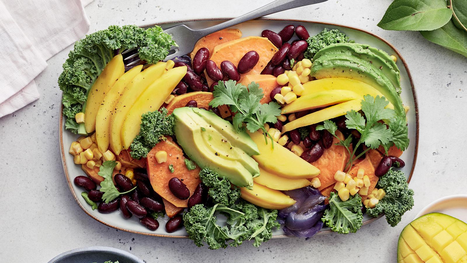 Lämmin bataattisalaatti