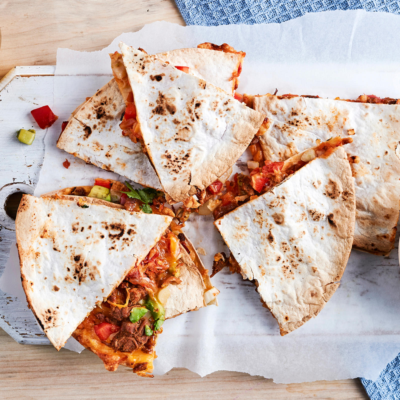 Kasvisquesadillat uunissa