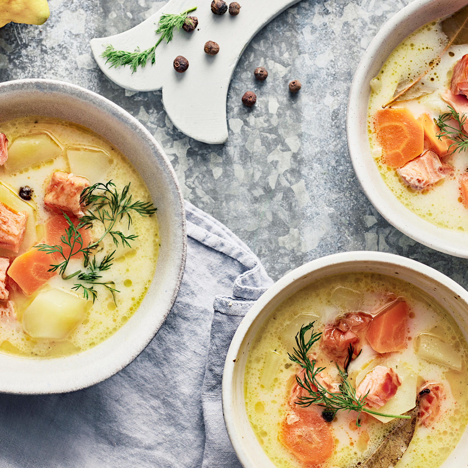 Nopea savulohikeitto