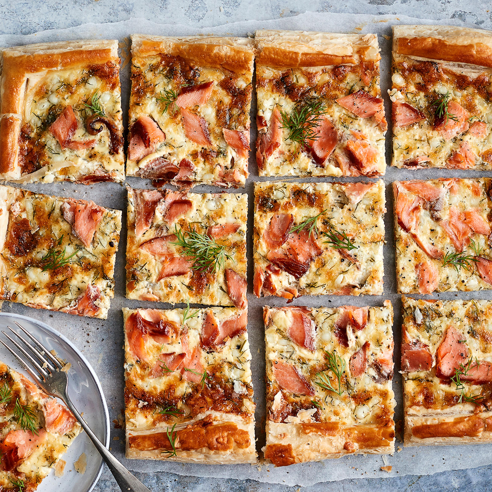 Pellillinen lohipiirakkaa