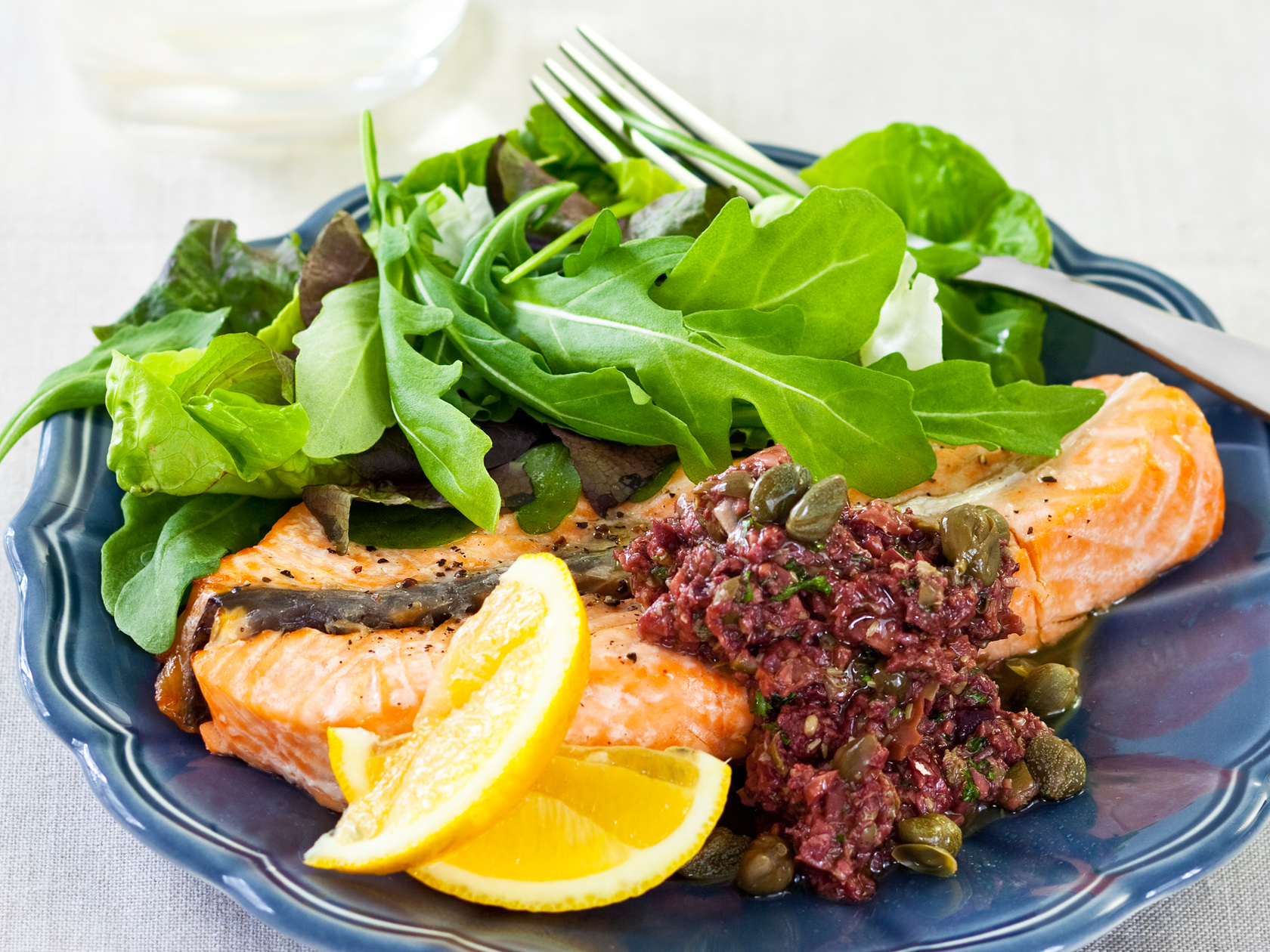 Savustetut lohiperhoset