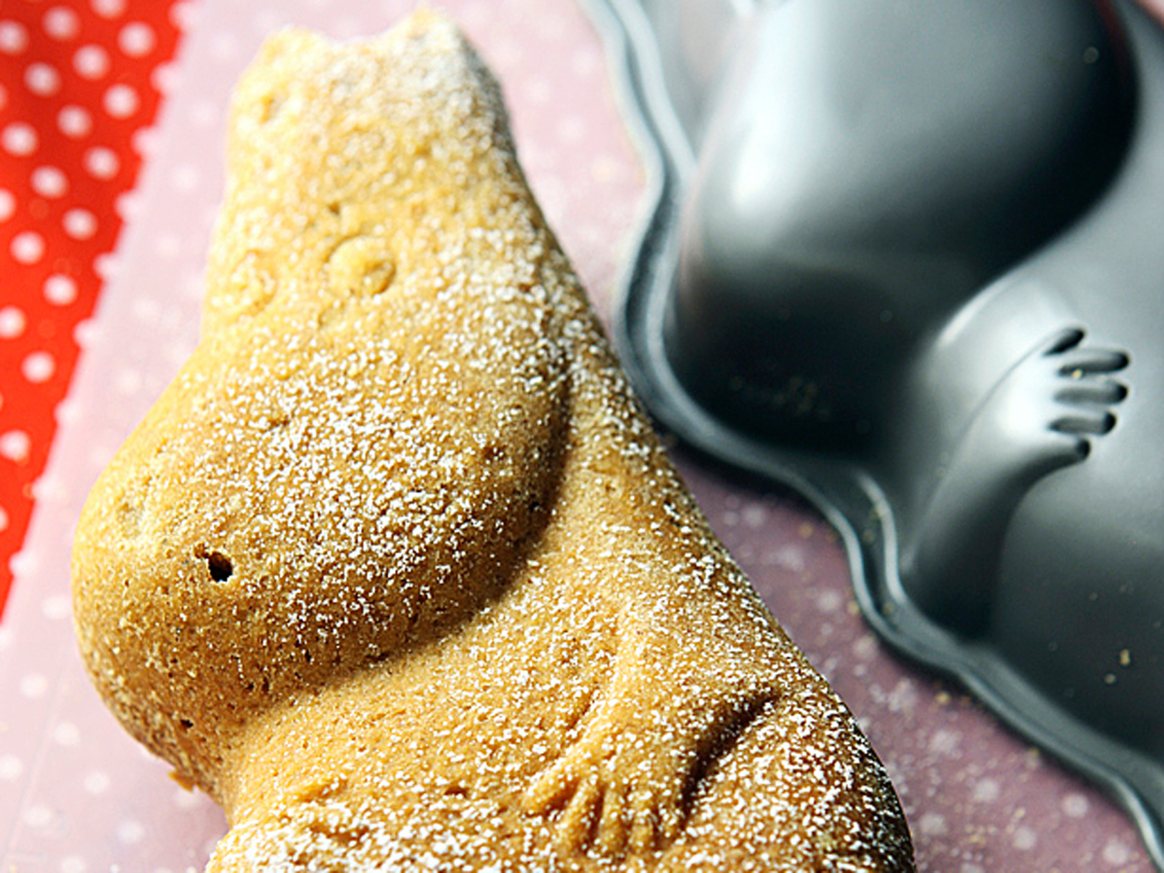 Muumipapan maustekakku