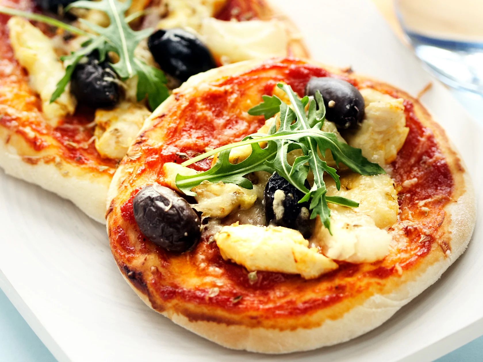 Broilerinsuikalepizza