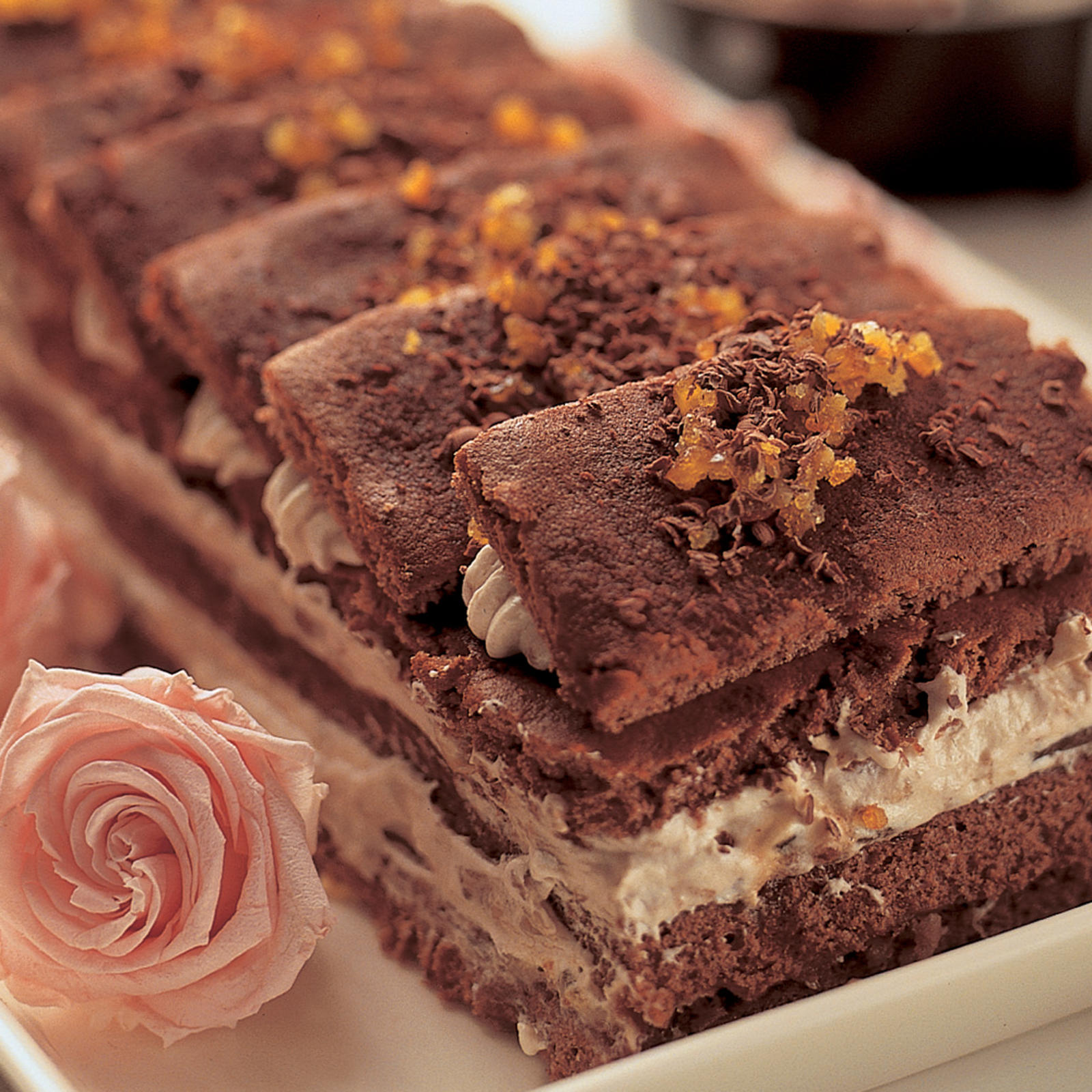 Suklainen banaani-appelsiinikakku