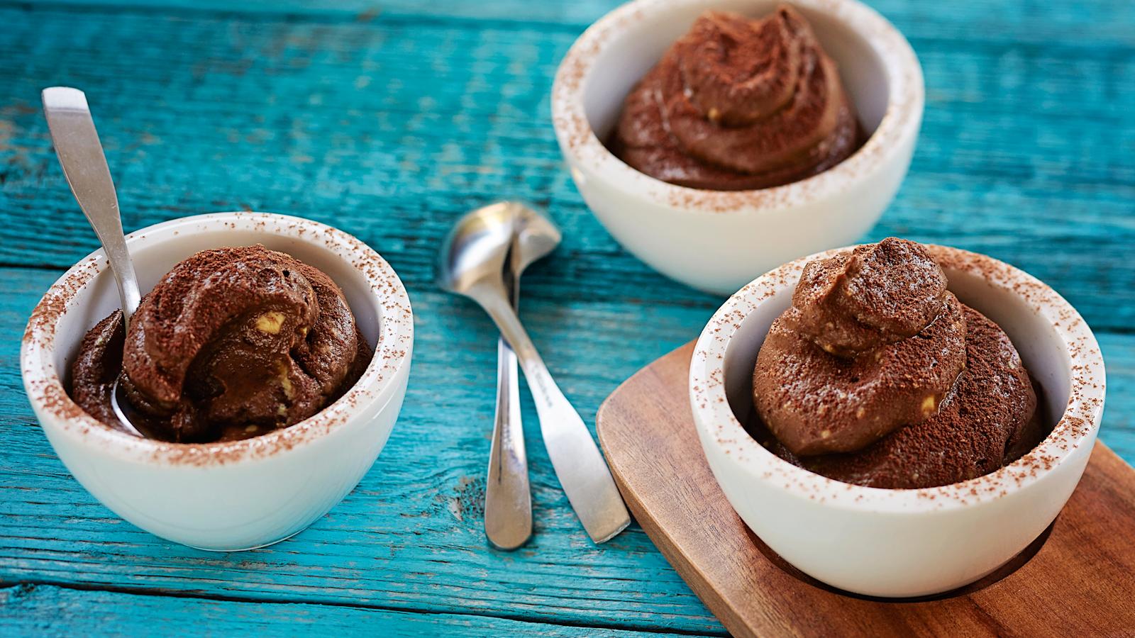 Avokado-suklaamousse