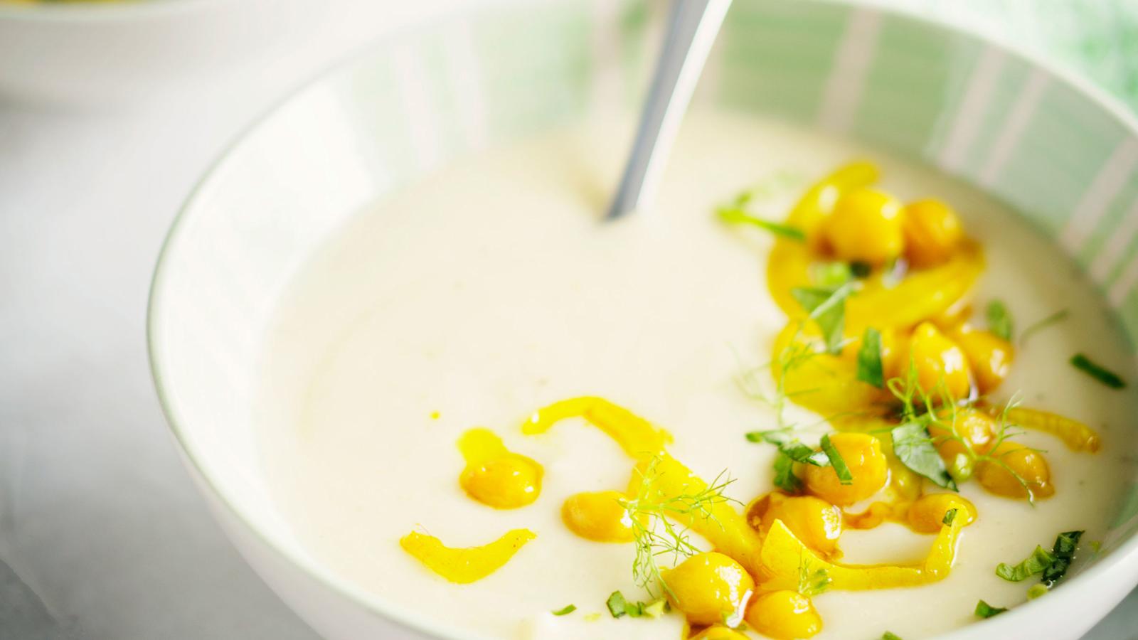 Vegaaninen kasvissosekeitto