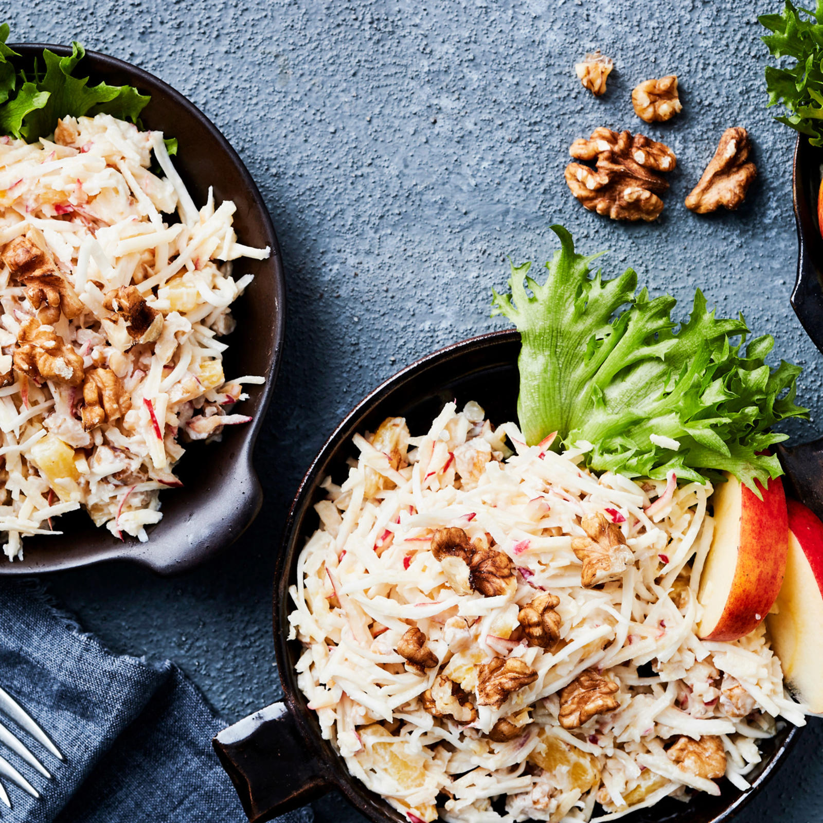 Perinteinen waldorfinsalaatti