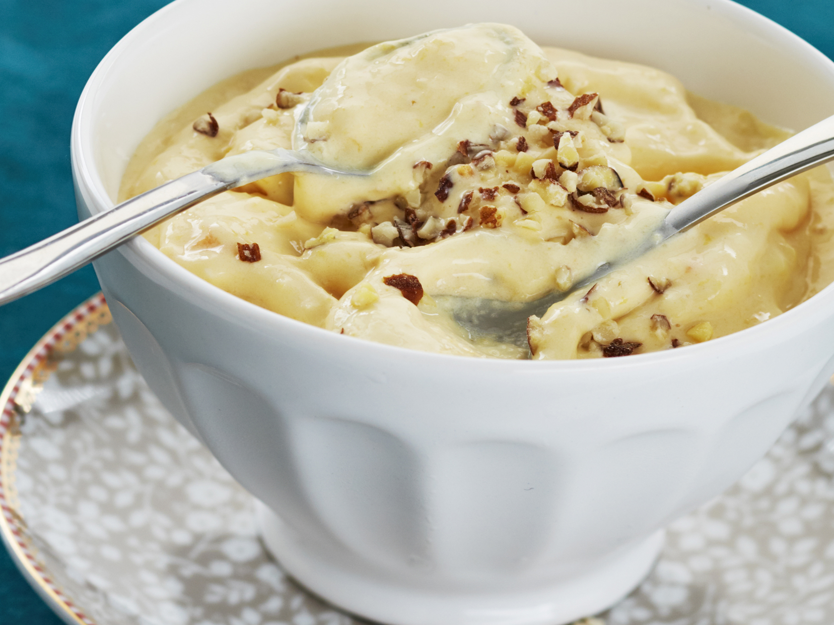 Hedelmäinen pikajäätelö