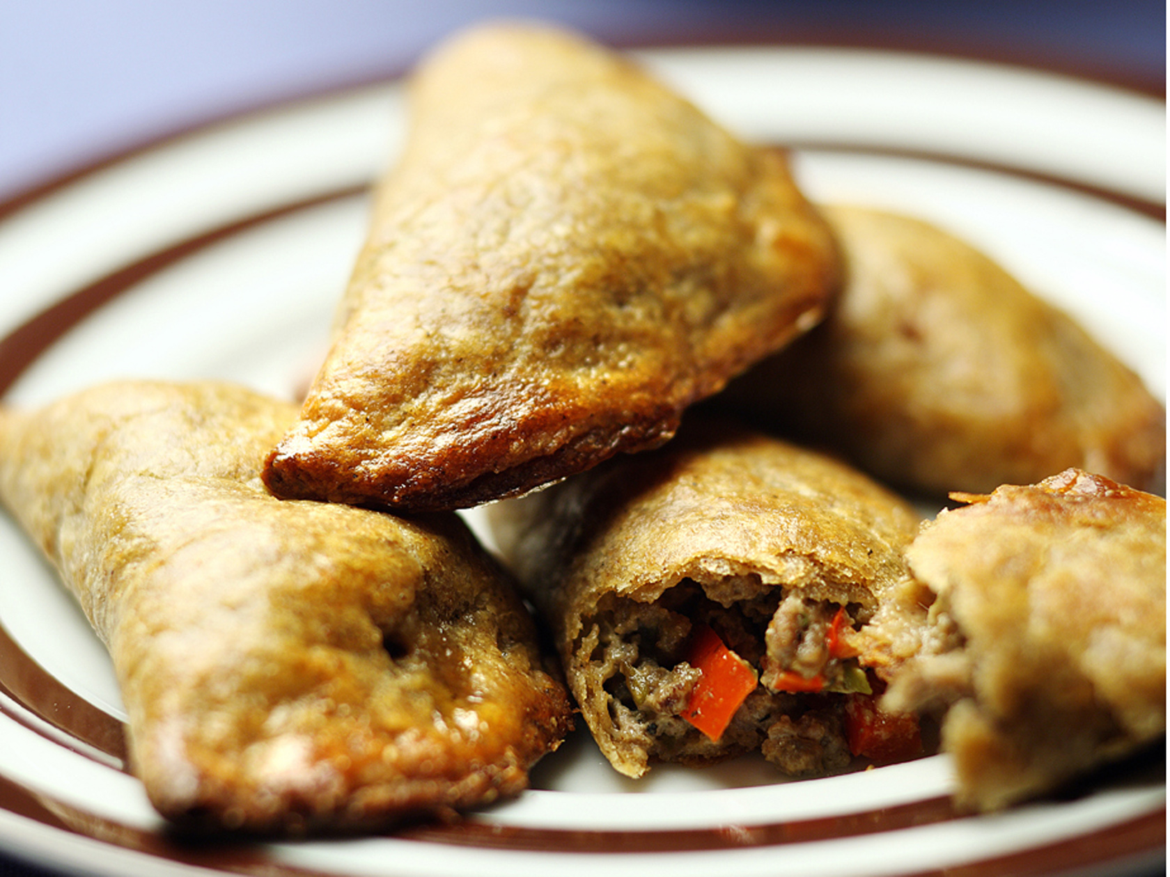 Ruis-jauhelihapasteijat