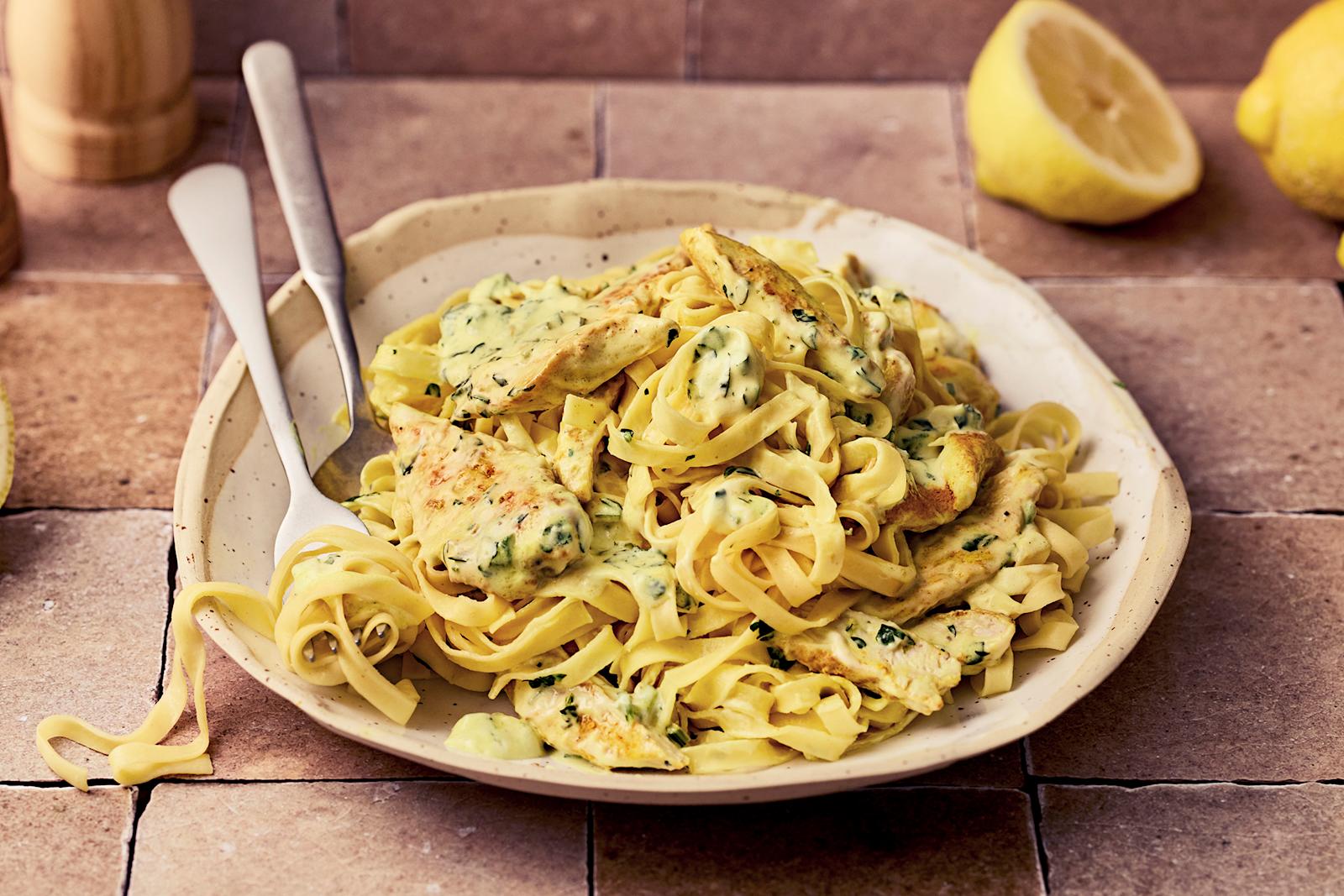 Sitruunainen broileripasta eli pollo limonello