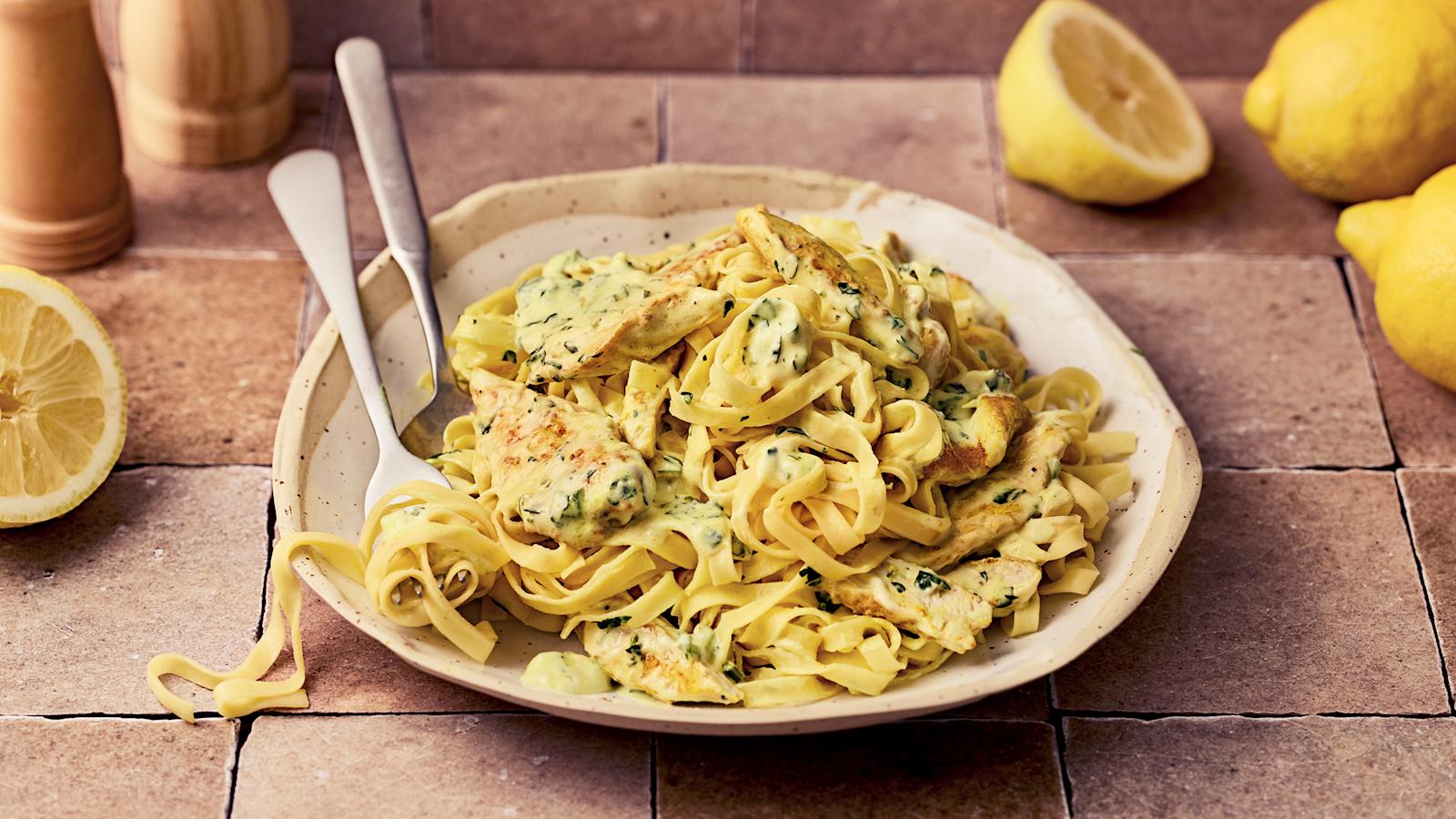 Sitruunainen broileripasta eli pollo limonello