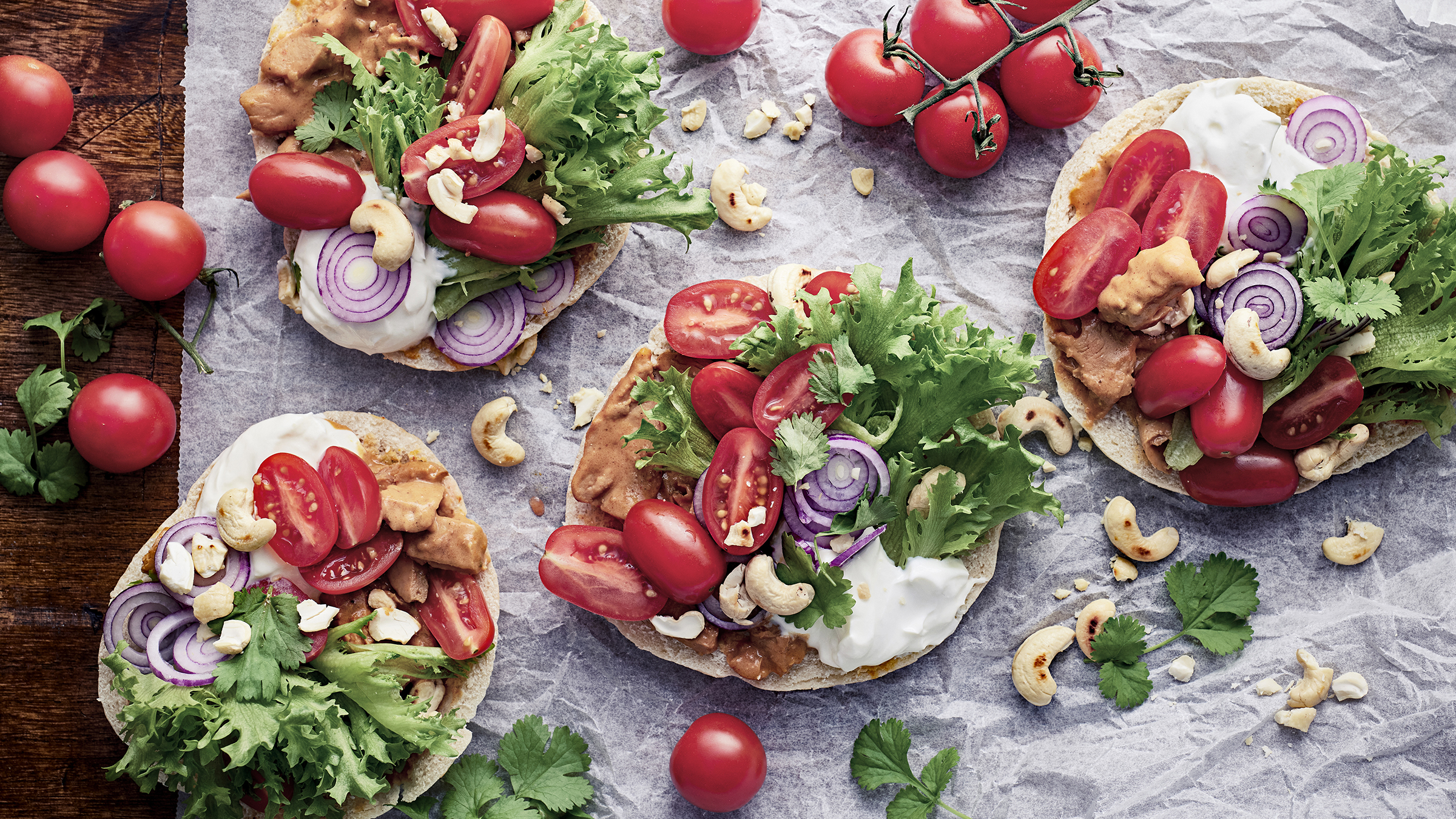 Kana-salaattipitaleivät