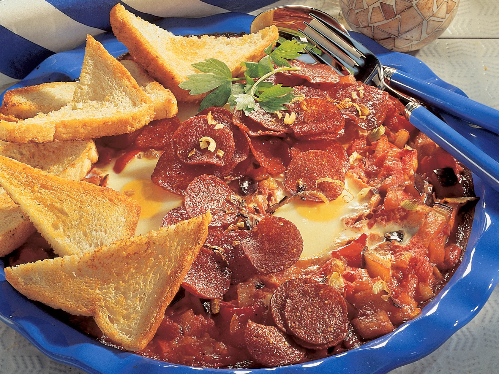 Tuliset munat espanjalaisittain