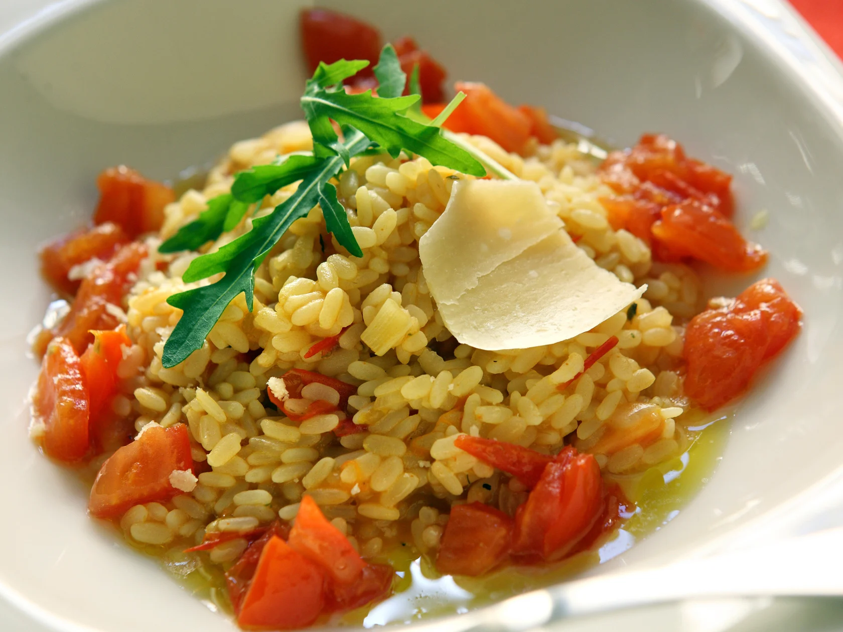 Cajun-maustettu tomaattirisotto