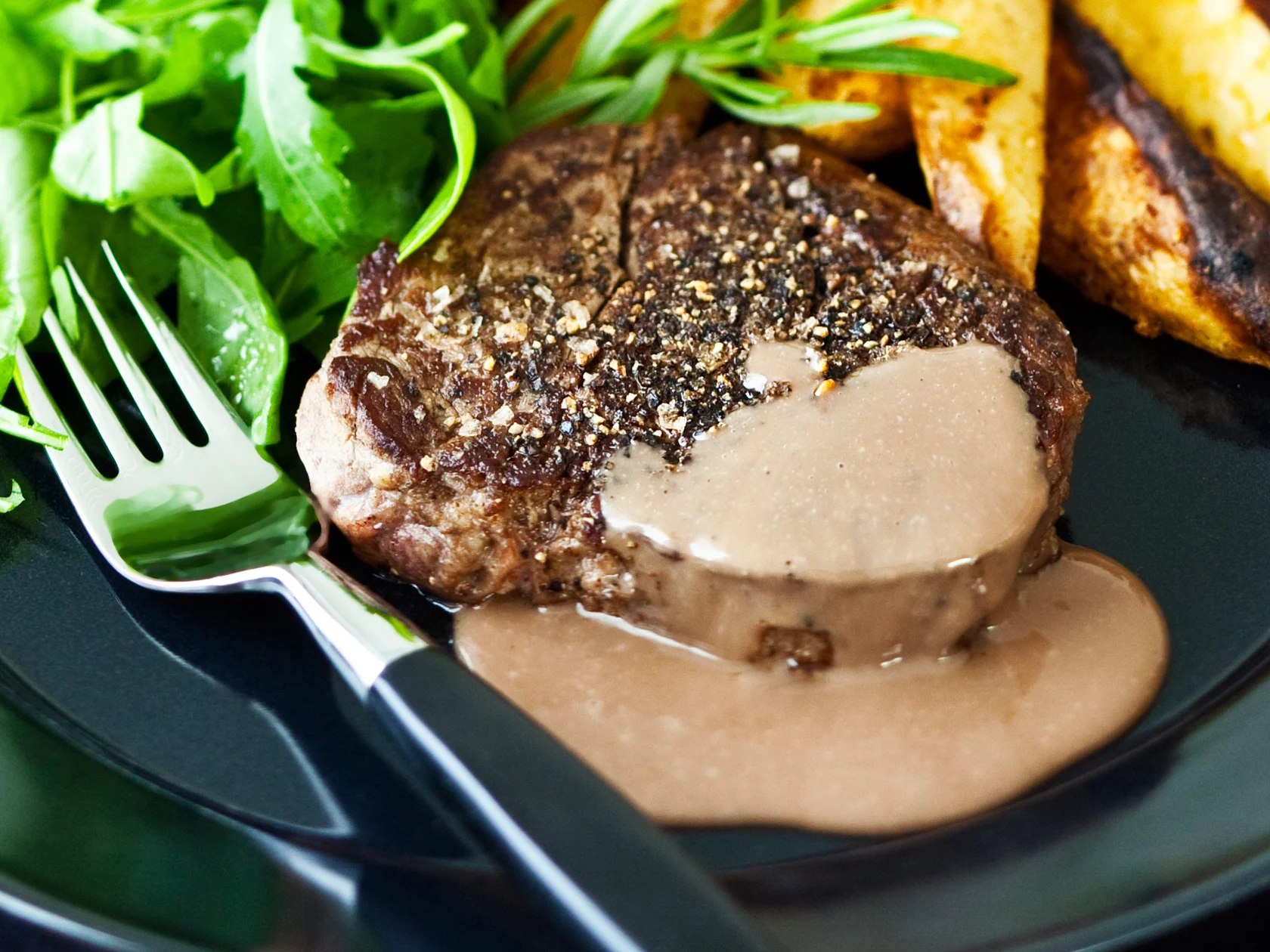 Sinihomejuustokastike