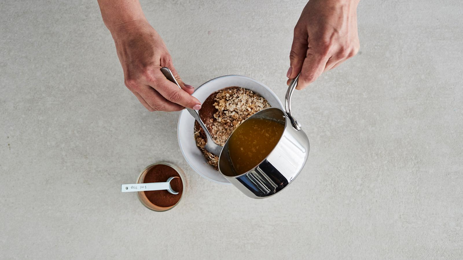 Gluteeniton omenapiirakka vaihe 4