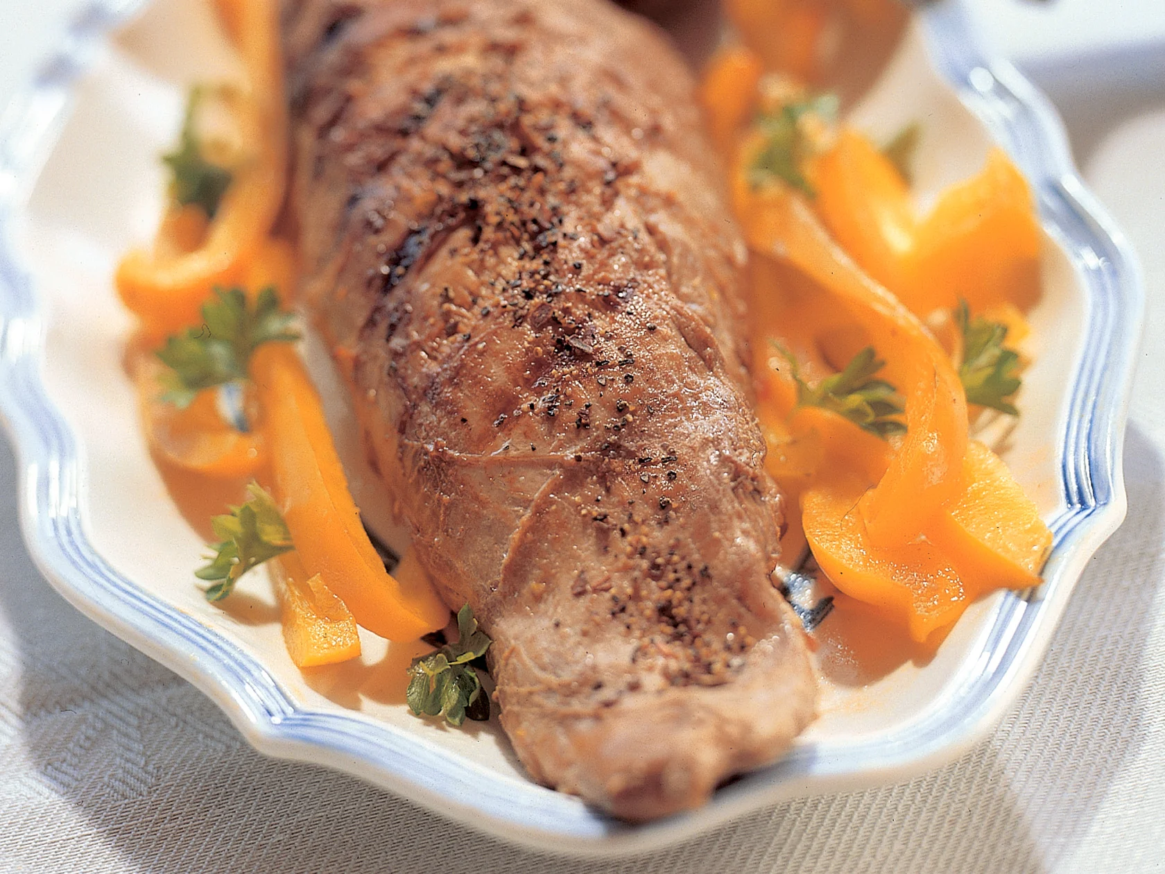 Jogurttimarinoitu possunfilee