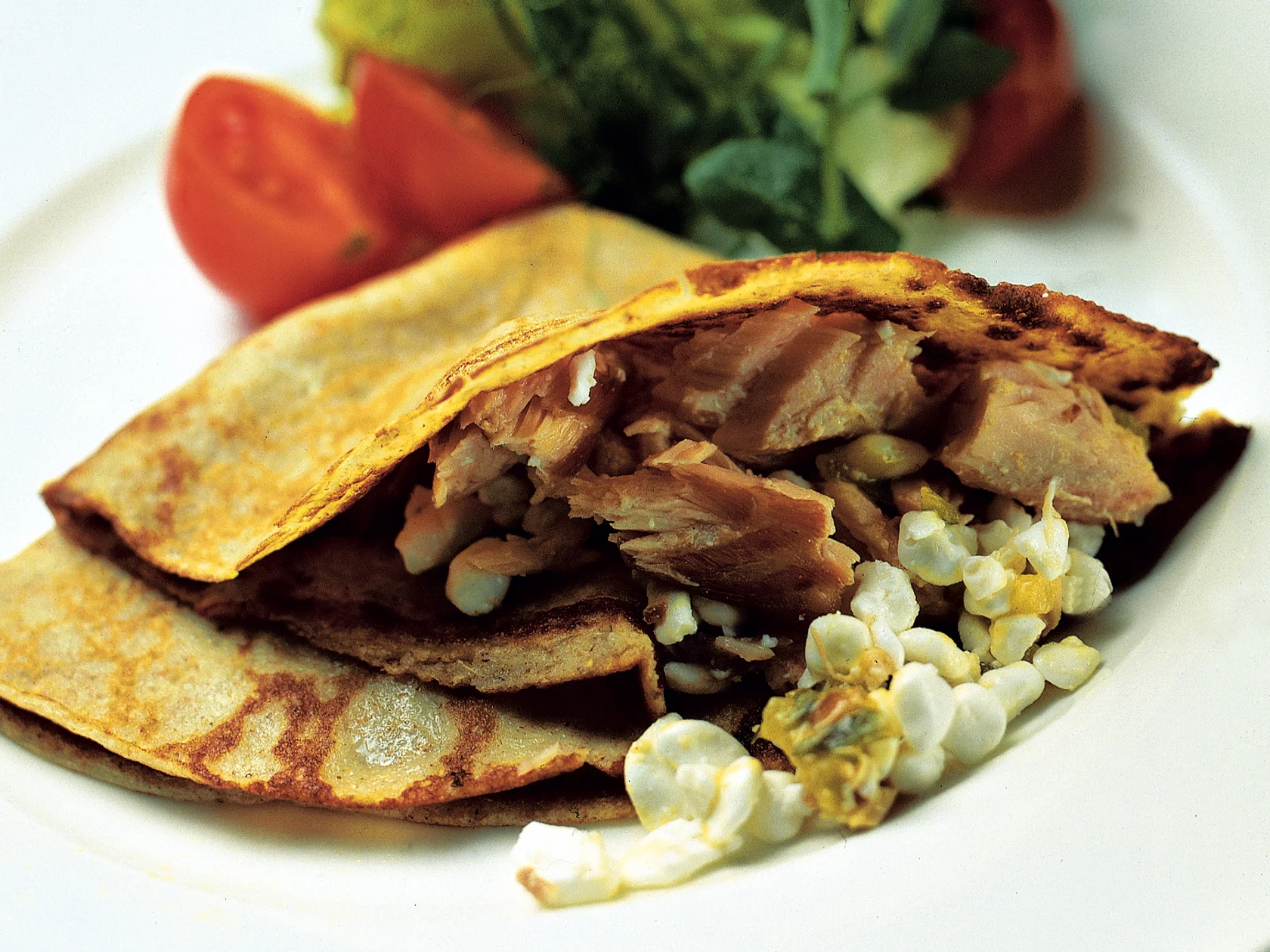 Raejuusto-savukalatäyte letuille