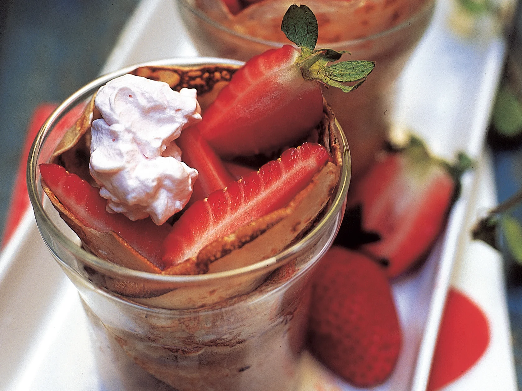 Täytetyt mansikkaohukaiset