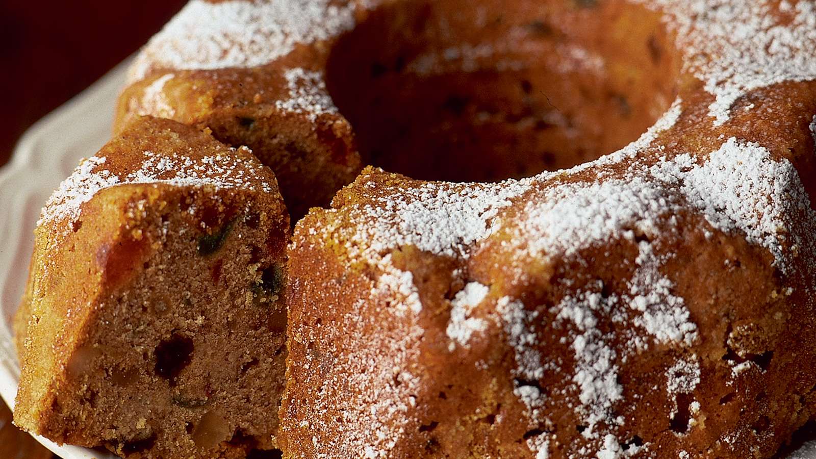 Pähkinäinen hedelmäkakku