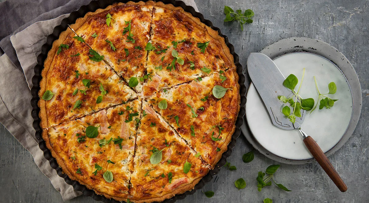 Kulman Keittiön maalaiskinkkupiiras