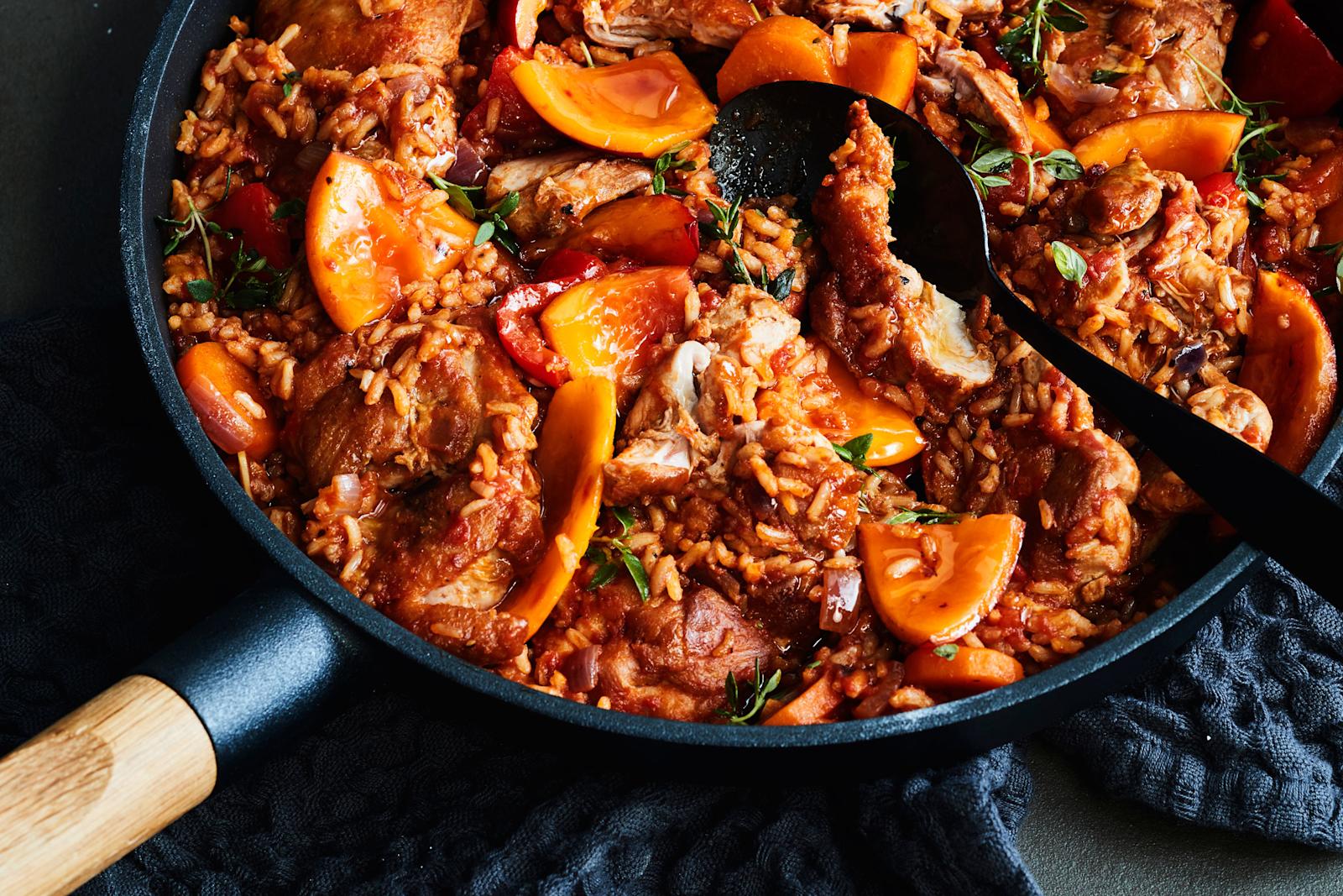 Helppo persimon-broileripata