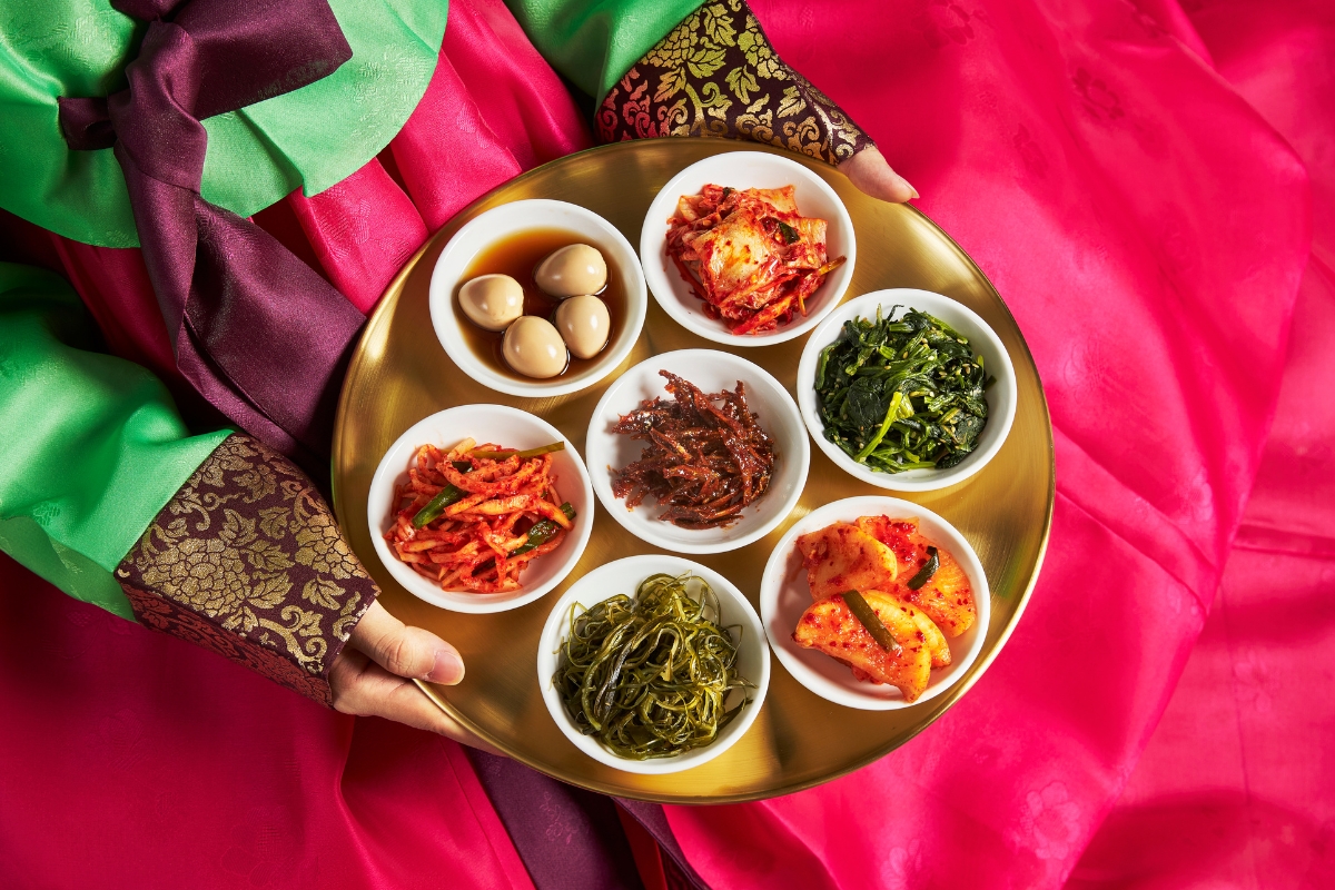 Korean dining typically includes a variety of small side dishes, also known as banchan.